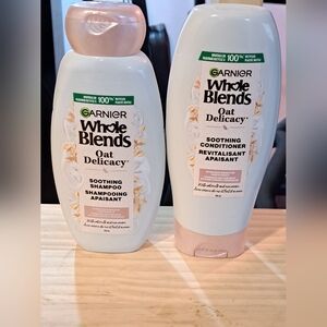 Lot Of 2 Garnier Whole Blends Oat Delicacy Soothing Shampoo & Conditioner. 370ml